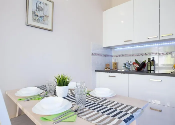 Apartman Tamaris A In Strandnaehe By Interhome *